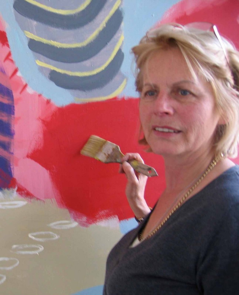 Die Künstlerin Brigitte Siebeneichler lebt und arbeitet in München sowie in Rottach-Egern http://www.linea-futura.de/wp-content/uploads/2011/04/IMG_4279-779x960.jpg