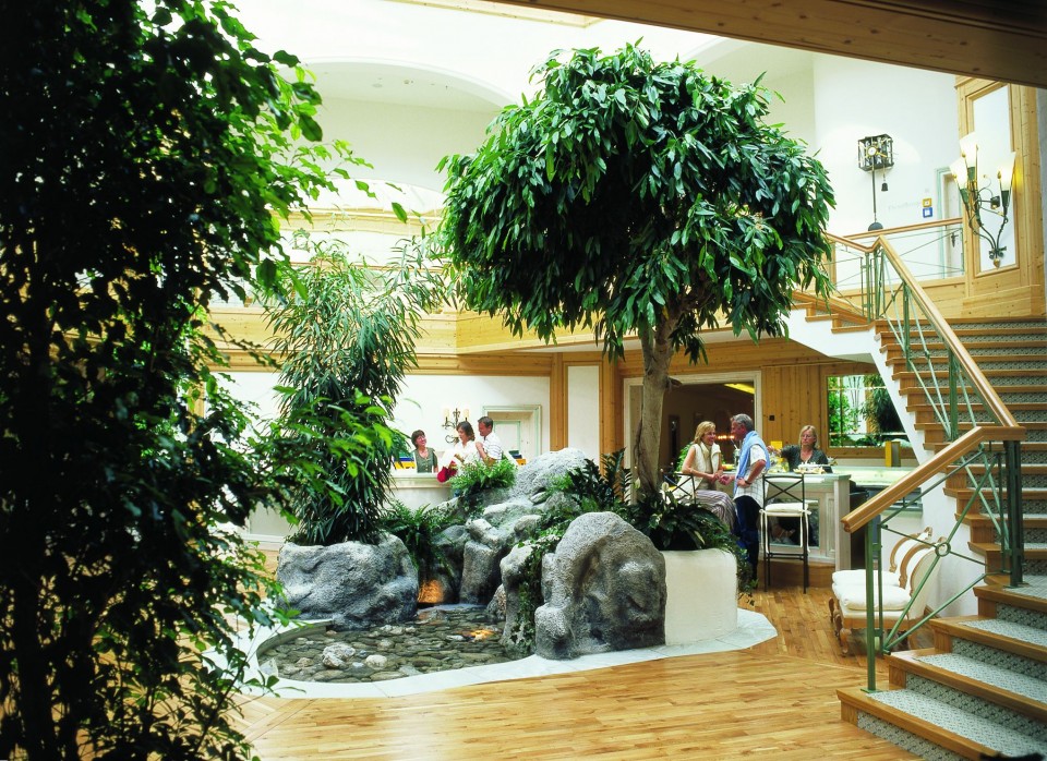 Rainbow Spa & Garden_1 http://www.linea-futura.de/wp-content/uploads/2011/04/Rainbow-Spa-Garden_1-960x698.jpg