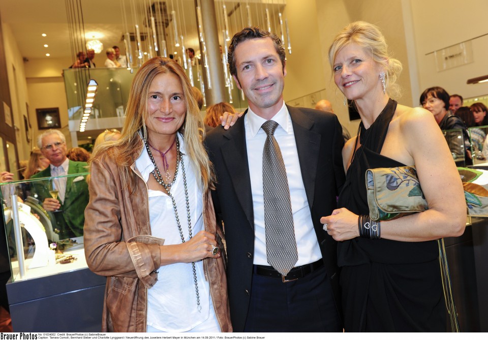 http://www.linea-futura.de/wp-content/uploads/2011/09/Tamara-Comolli-Bernhard-Sieber-Charlotte-Lynggaard-960x669.jpg