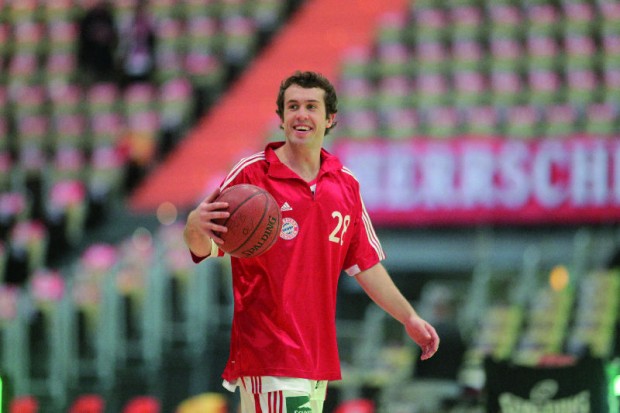 FC Bayern Basketball Bastian Doreth (Foto: FC Bayern) http://www.linea-futura.de/wp-content/uploads/2011/12/FC-Bayern-Basketball-Bastian-Doreth-620x413.jpg