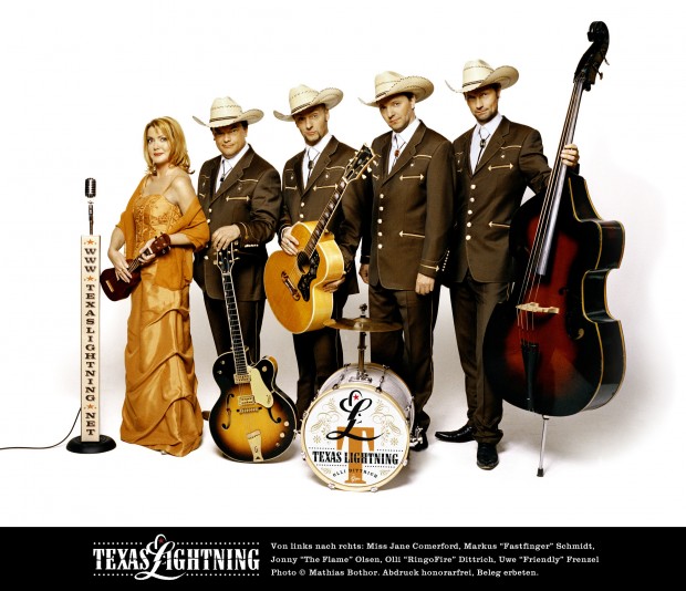 Texas Lightning 2009 ((c) Universal Music) LINEA FUTURA Magazin Online