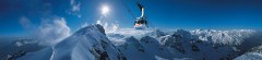 Panorama mit dem Gletscher Titlis und der ersten drehbaren Luftseilbahn der Welt „Titlis Rotair“ Bildnachweis: Engelberg-Titlis