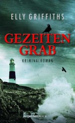 Elly Griffiths Gezeitengrab (© Rowohlt Verlag)