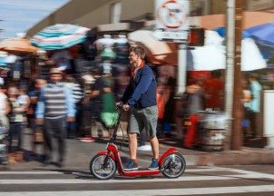 Das MINI Citysurfer Concept. Spontaner Fahrspaß